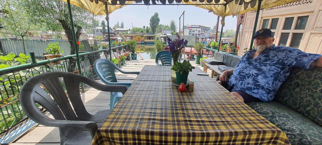 Green View Group Of Houseboats Srinagar  Luaran gambar